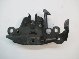 Фото запчасти замок капота Nissan Tiida 2009 Б/У запчасть Запчасть замок капота Nissan Tiida 2009