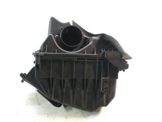 Корпус воздушного фильтра Audi A4 2005