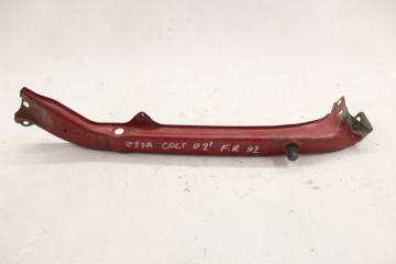 Рамка радиатора передняя правая Mitsubishi Colt 2001