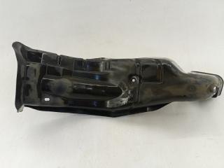 Фото запчасти защита горловины бензобака Subaru Forester 2006 контрактная запчасть Запчасть защита горловины бензобака Subaru Forester 2006