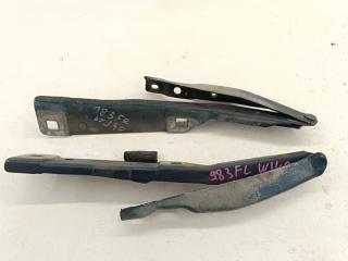 Фото запчасти петля капота Jeep Grand Cherokee 2001 контрактная запчасть Запчасть петля капота Jeep Grand Cherokee 2001