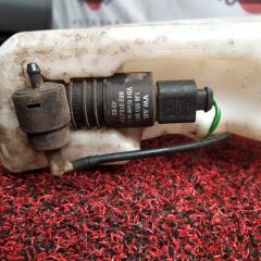 Запчасть моторчик омывателя Volkswagen Polo 2003