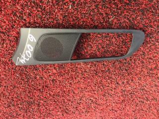 Запчасть пластик двери Subaru Outback 2007