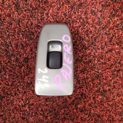 Фото запчасти блок управления стеклами Mitsubishi Pajero 2004 контрактная запчасть Запчасть блок управления стеклами Mitsubishi Pajero 2004