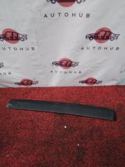 Запчасть ветровик задний правый HONDA Stream 2002