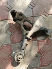 Запчасть рычаг подвески Nissan Altima 02.2009 - 01.2013