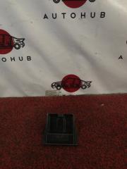 Запчасть пепельница Volkswagen Golf 1994