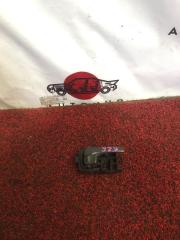 Запчасть ручка салонная передняя правая NISSAN x-trail 2002