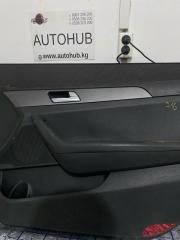 Обшивка дверей передняя правая Hyundai Sonata 2015
