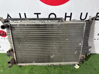 Основной радиатор Audi 100 1992