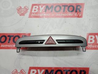 Запчасть кнопка аварийной сигнализации передняя Peugeot 308 2009