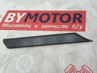 Запчасть накладка двери (крышки) багажника левая Mitsubishi Pajero 2008