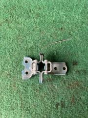 Крепление двери переднее правое Hyundai GETZ 2003