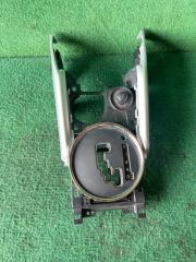 Запчасть центральная консоль Peugeot 4008 2013