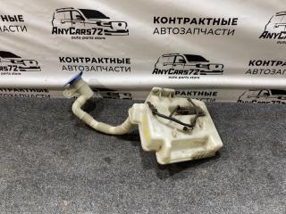 Запчасть бачок омывателя Volkswagen Golf 2005