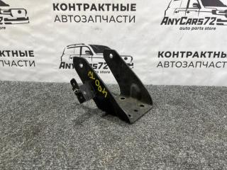Запчасть кронштейн опоры двигателя передний Nissan Maxima 1998