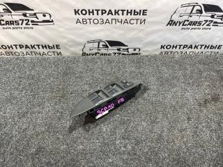 Блок управления стеклоподъемниками передний правый Toyota Vitz 2000