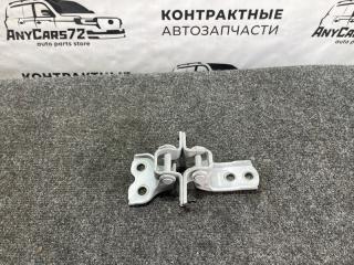 Крепление двери переднее левое Toyota Vitz 2000