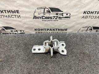 Крепление двери переднее правое Toyota Vitz 2000