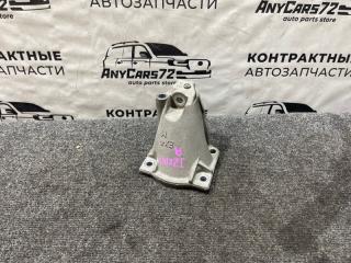 Запчасть кронштейн опоры двигателя правый Toyota MARK 2 2001