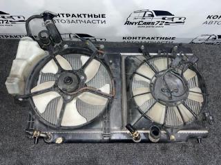 Радиатор охлаждения двигателя Honda Fit 2003