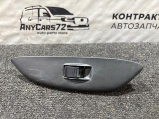 Блок управления стеклоподъемниками передний левый Toyota Vitz 2000