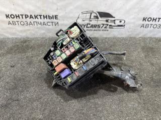 Блок предохранителей Toyota Vitz 2006