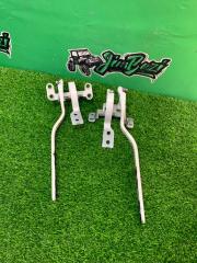 Петли двери багажника Porsche Cayenne 2008г [047]