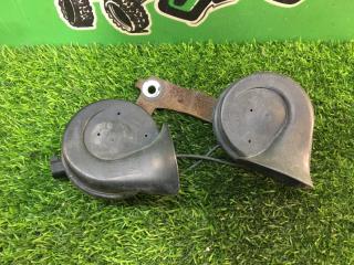 Запчасть сигнал звуковой hella 400hz/500hz Infiniti QX56 2005г [051]