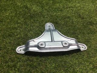 Кронштейн обшивки двери задний Porsche Cayenne 2006г [105]