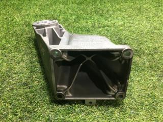 Кронштейн подушки ДВС передний правый Cayenne 2006г [105] 957 M5501