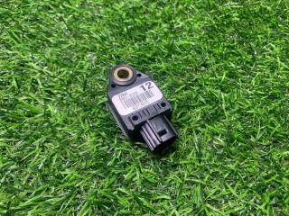 Датчик удара передний левый Toyota Tundra 2007г CREW MAX [113] USK56L 3URFE 89831-0C020 контрактная