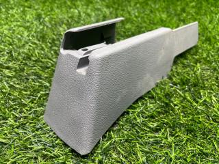 Заглушка сидений левая Porsche Cayenne 2008г [088]