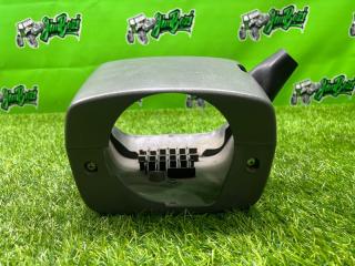 Запчасть кожух рулевой колонки Toyota Sequoia 2001г [132]