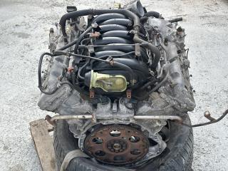 Запчасть двигатель toyota Sequoia 2010г [152]