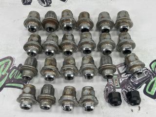Запчасть гайки колесные Infiniti QX56 2010г [147]