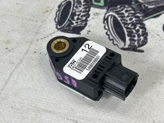Запчасть датчик удара передний правый Toyota Tundra 2008г [156]