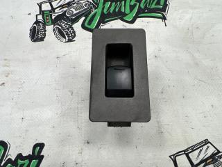 Кнопка стеклоподъемника задняя Infiniti QX56 2004г [163]