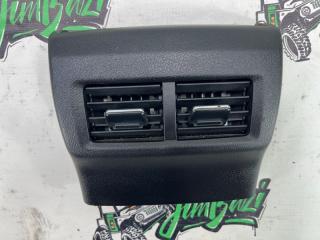 Запчасть дефлектор воздуховода задний Lexus RC300h 2017г [126] 64557 км