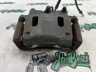 Суппорт передний правый Infiniti QX56 2004г [163]