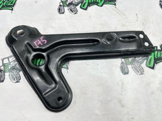 Запчасть кронштейн балки подвески передний правый Mercedes Benz ML63AMG 2008г [175]