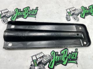 Запчасть кронштейн Mercedes Benz ML63AMG 2008г [175]