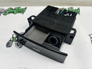 Пепельница Mercedes Benz ML63AMG 2008г [175]