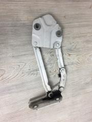 Петля капота передняя левая VW Touran 2003-2015