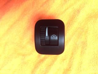 Запчасть кнопка корректора фар передняя левая Porsche Cayenne 2003-2010