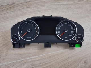 Щиток приборов VW Touareg 2 2010 - 2018