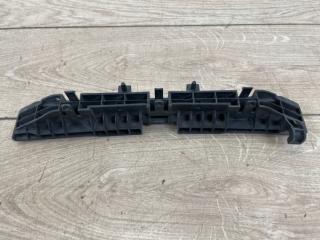 Запчасть кронштейн VW Touareg 2003-2007