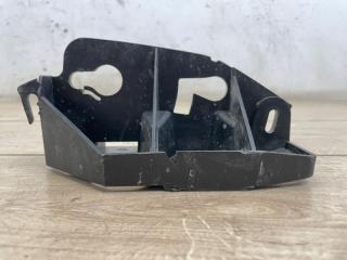 Кронштейн крыла передний правый Peugeot 308 1