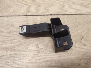 Запчасть кронштейн VW Tiguan 2016