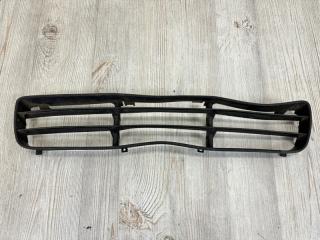 Запчасть решетка бампера VW Bora 1999-2005